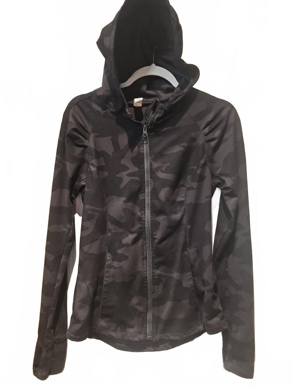 Yogalicious Women's Full-Length Camo Zip-Up Hooded Jacket Size M Athletic Wear